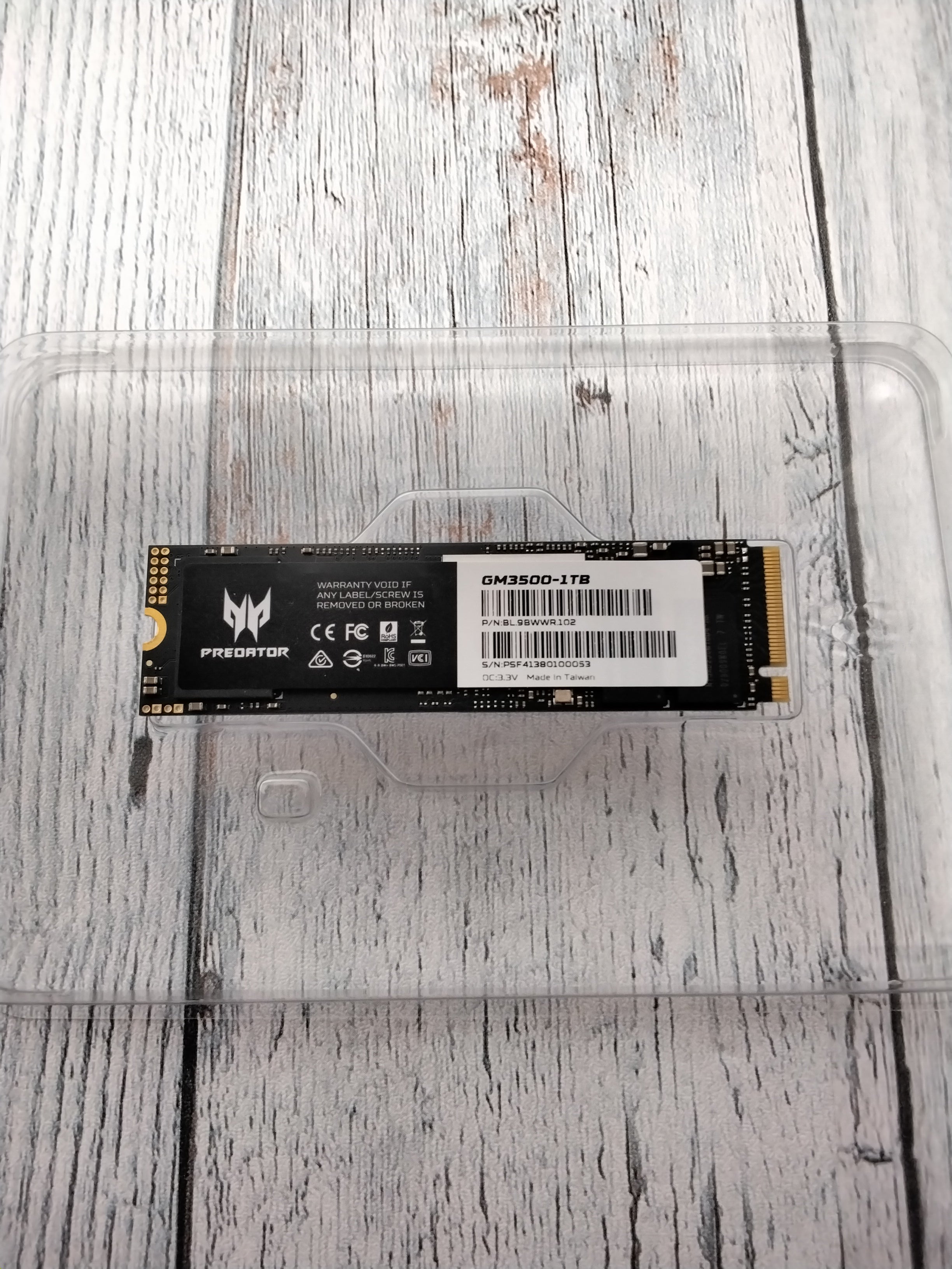 Acer Predator GM3500 1TB Interface Internal Solid State Hard Drive BL.9BWWR.102 (7762837143790)